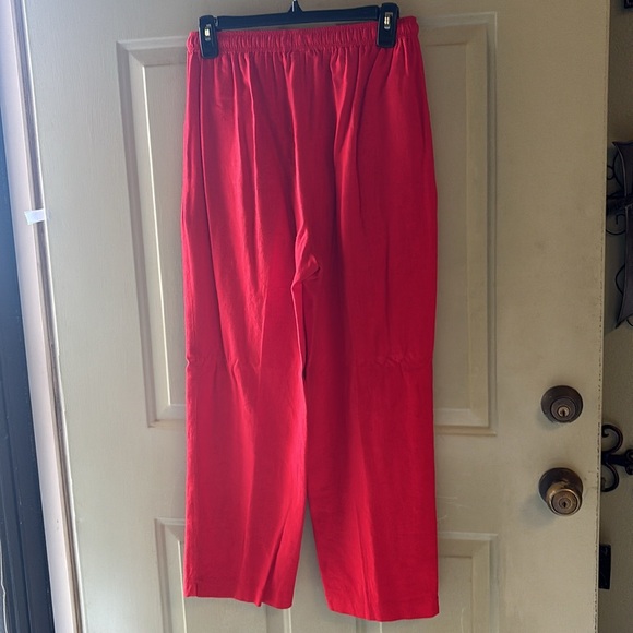 Ali Miles - Picture 2 of 2